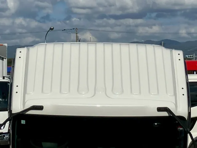 いすゞ フォワード 2RG-FRR90S1(2WD)の写真17