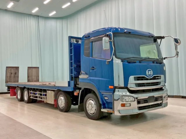 UDトラックス クオン QKG-CG5ZLの写真2