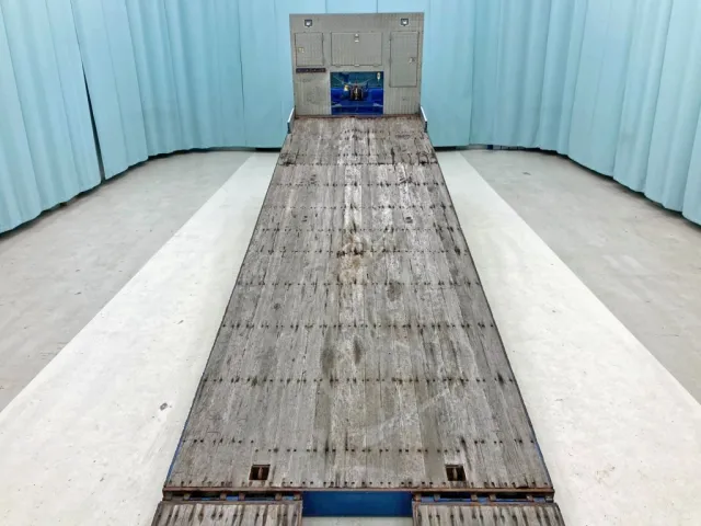 床は板張りです。|UDトラックス クオン QKG-CG5ZLの写真10