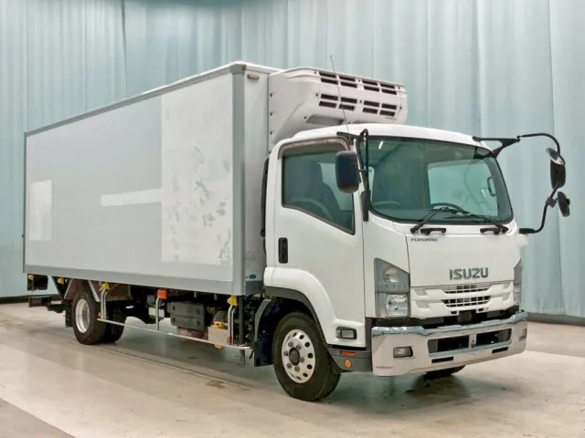 ホイールはアルミ製です。|いすゞ フォワード 2PG-FRR90S1(2WD)の写真2