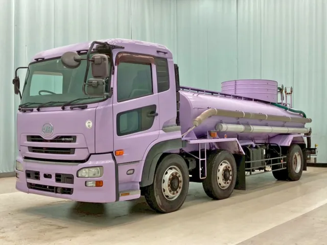 前2軸車です。|UDトラックス クオン QDG-CV5YLの写真1