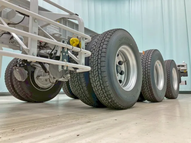 12輪です。|トレクス  CTB34004改の写真15