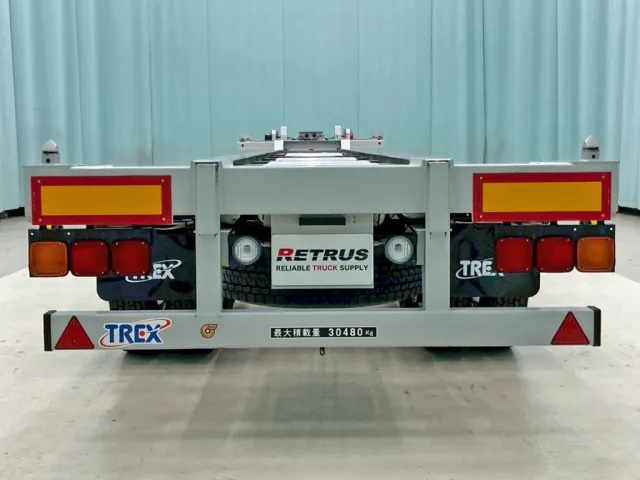 リヤ周りの状態です。|トレクス  CTB34004改の写真16