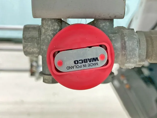 駐車ブレーキです。|トレクス  CTB34004改の写真28