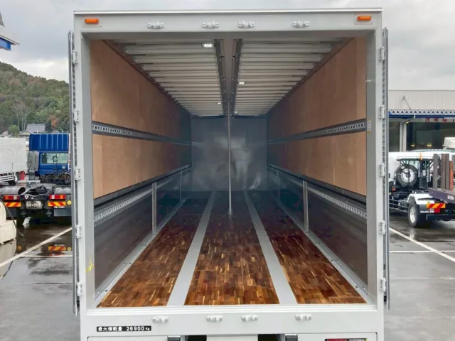 突っ張り棒付きです。|トレクス  PFB34118の写真10