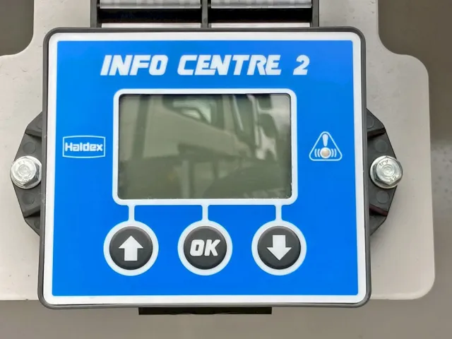 モニター付きです。|トレクス  PFB34118の写真20