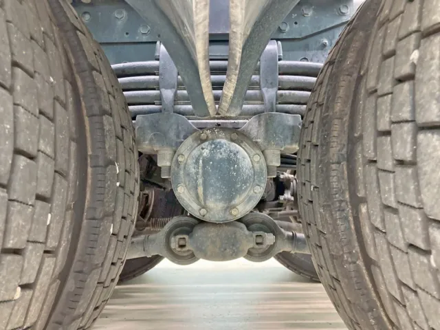 リーフサスです。|三菱 スーパーグレート QKG-FV60VJRの写真5