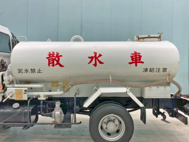 タンクの外観状態です。(助手席側)|日野 レンジャー ADG-FC6JCWA(2WD)の写真17