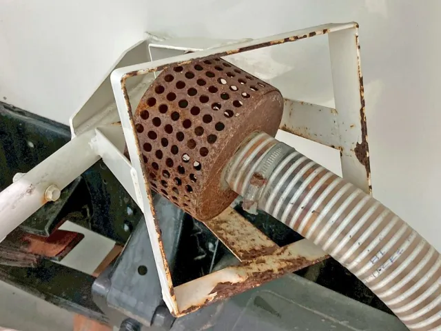 給水ホースです。|日野 レンジャー ADG-FC6JCWA(2WD)の写真25