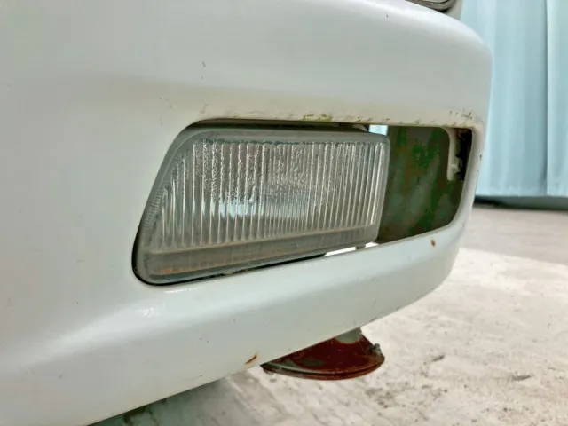 助手席側フォグランプに水が混入しています。|日野 レンジャー ADG-FC6JCWA(2WD)の写真28