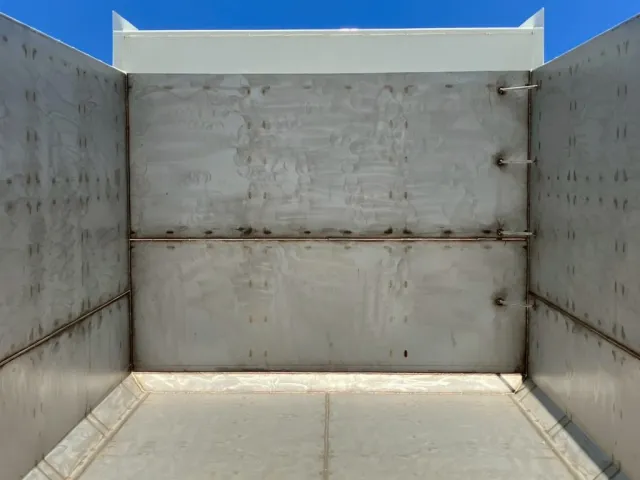 日野 レンジャー 2KG-FC2ABA(2WD)の写真8