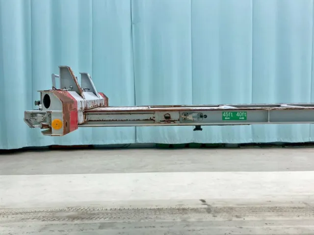 スライドボルスタを前方に移動した状態です。(45フィート積載時)|フルハーフ  KFKGG340S改の写真13