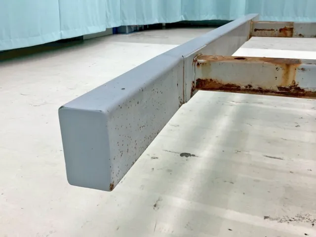 リヤバンパー運転席側に少々曲がりがあります。|フルハーフ  KFKGG340S改の写真20