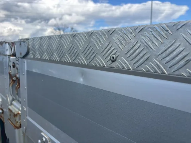 運転席側アオリへこみ傷あります。|日野 レンジャー 2PG-FE2ABAの写真19