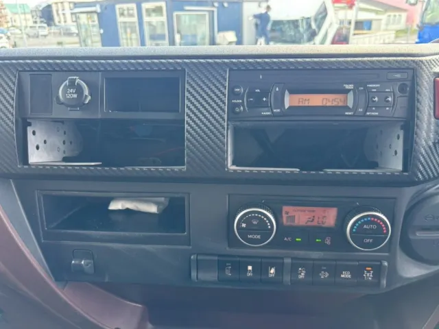 運行記録計・小物入れ欠品しています。|日野 レンジャー 2PG-FE2ABAの写真41