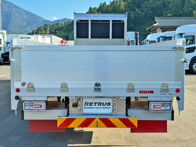リヤ周りの状態です。|日野 プロフィア 2KG-FW1AHC(8x4)の写真17