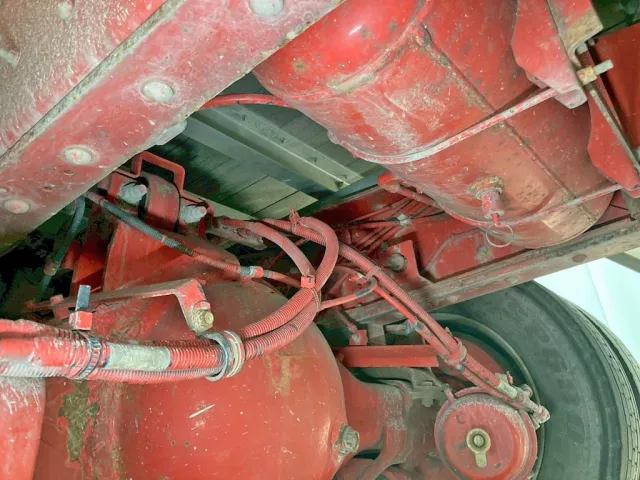 下まわりの状態です。(後方)|いすゞ フォワード QDG-FVZ34U2の写真28