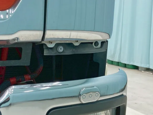 助手席側パネルが欠品しています。|いすゞ フォワード QDG-FVZ34U2の写真35