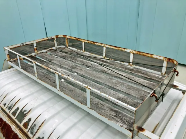 シートデッキの状態です。|いすゞ フォワード QDG-FVZ34U2の写真42