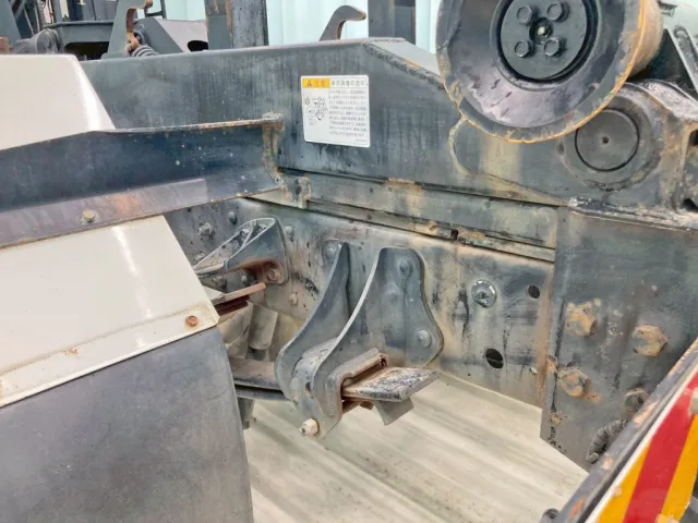 シャーシの状態です。|日野 レンジャー 2KG-FC2ABA(2WD)の写真6