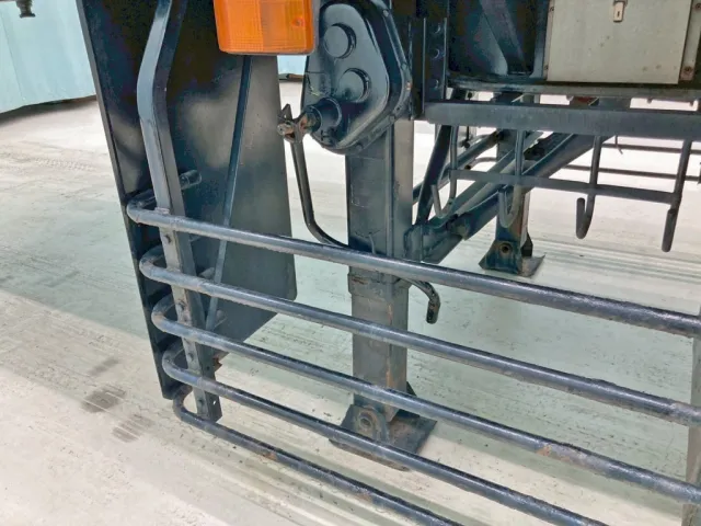 脚は手動式です。|トレクス  PFB34117の写真32