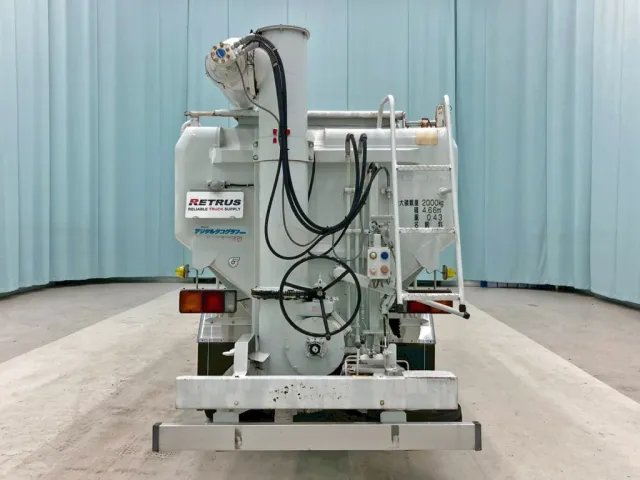 積載物は飼料です。|三菱 キャンター PA-FE73DB(2WD)の写真14