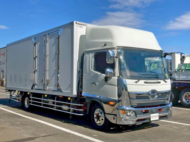 ホイールはアルミ製です。|日野 レンジャー 2KG-FD2ABG(2WD)の写真2