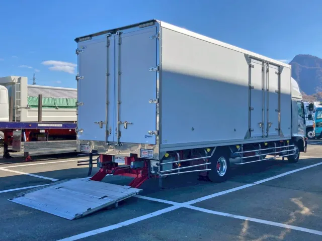 日野 レンジャー 2KG-FD2ABG(2WD)の写真4