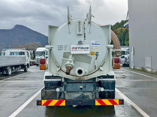 積載物は汚水です。|三菱 ファイター TKG-FK72FYの写真8