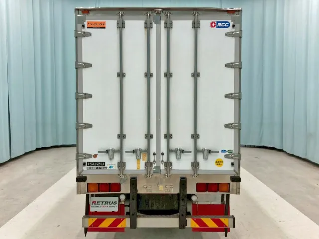 リヤ蝶番・ハンマーロック・キャッチはステンレス製です。|いすゞ ギガ QKG-CYL77Aの写真9