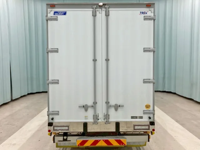 リヤ周りの状態です。|UDトラックス クオン 2PG-CG5CAの写真9