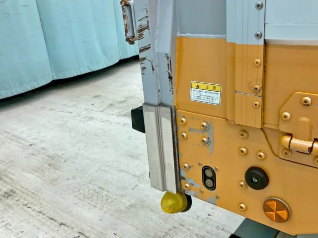 運転席側アオリ・サイドレールに引きキズがあります。(後方)|UDトラックス クオン 2PG-CG5CAの写真28