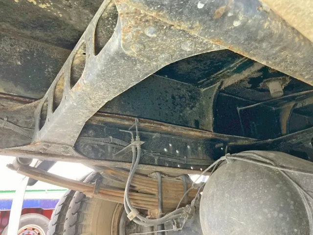 下回りの状態です。(後方)|三菱 ファイター KK-FK71GC(2WD)の写真27