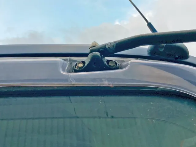 運転席側バイザーに割れがあります。|三菱 ファイター KK-FK71GC(2WD)の写真37