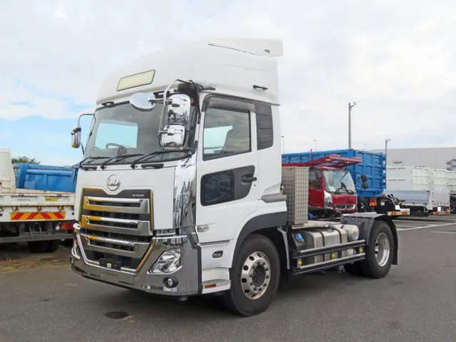 UDトラックス クオン 2PG-GK5AADの写真1