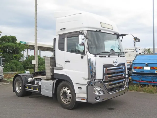 UDトラックス クオン 2PG-GK5AADの写真2