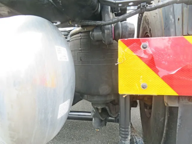 エアサスです。|UDトラックス クオン 2PG-GK5AADの写真5