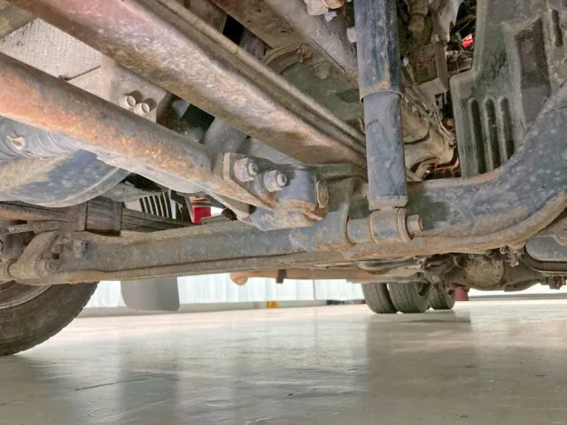 下まわりの状態です。(前方)|日野 レンジャー PK-GK8JNFAの写真41