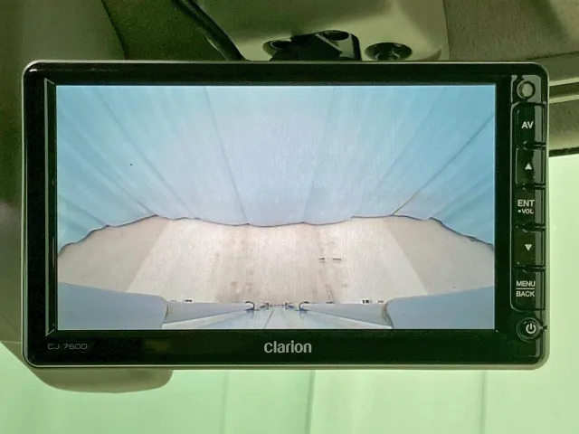 液晶バックモニター付きです。|いすゞ ギガ 2PG-CYL77Cの写真25