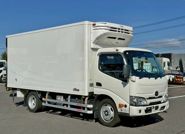 日野 デュトロ 2KG-XZU655M(2WD)の写真2