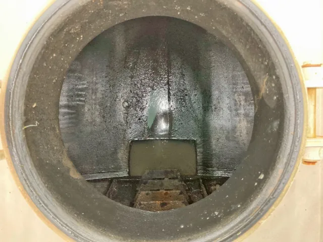 タンク内部の状態です。|日野 プロフィア LKG-FR1APBAの写真12