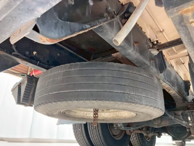 下まわりの状態です。(後端)|日野 プロフィア LKG-FR1APBAの写真24