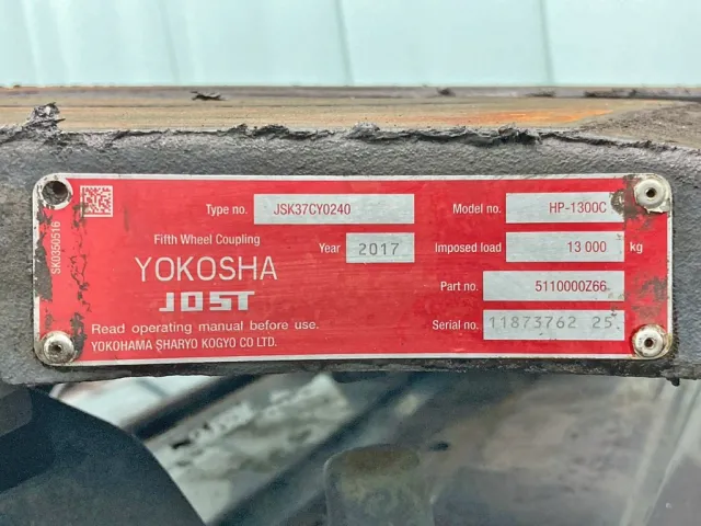 カプラのプレートです。|いすゞ ギガ QKG-EXD52BDの写真14