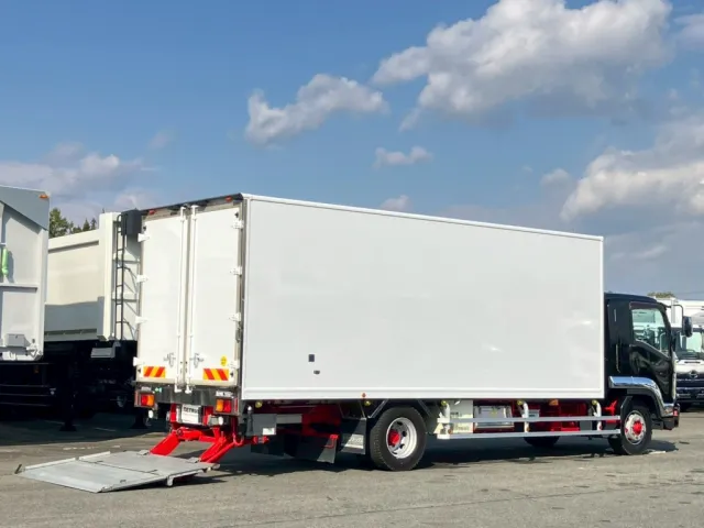 いすゞ フォワード LPG-FTR90S2の写真4