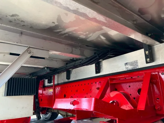 いすゞ フォワード LPG-FTR90S2の写真6