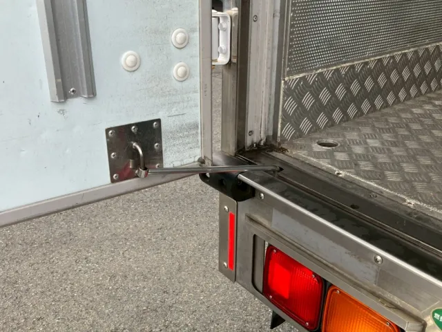 いすゞ フォワード LPG-FTR90S2の写真12