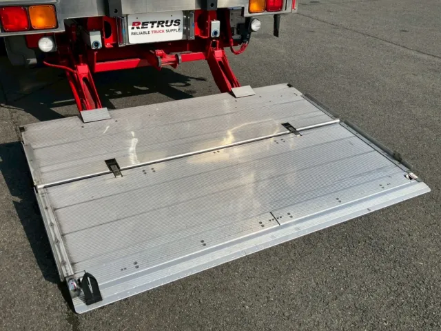 いすゞ フォワード LPG-FTR90S2の写真17