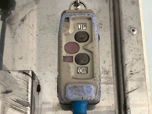 いすゞ フォワード LPG-FTR90S2の写真18