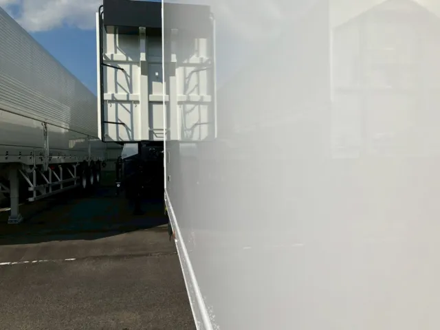 いすゞ フォワード LPG-FTR90S2の写真26