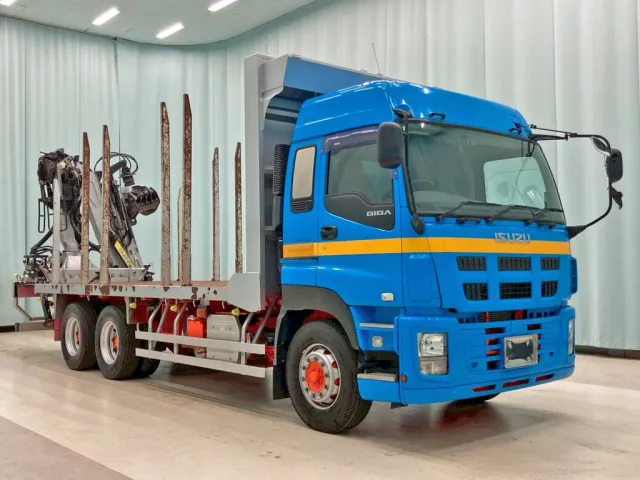 クレーンをZ格納した状態です。|いすゞ ギガ QKG-CYZ77AMの写真3